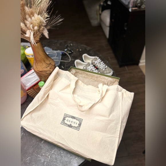 Men’s ‘Ace’ Gucci Shoes size 9 [Real with Receipts !] - Picture 4 of 12